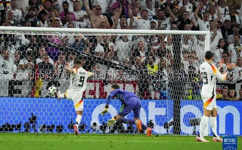 音符中的运动员：运动赛事配音师的工作与魅力